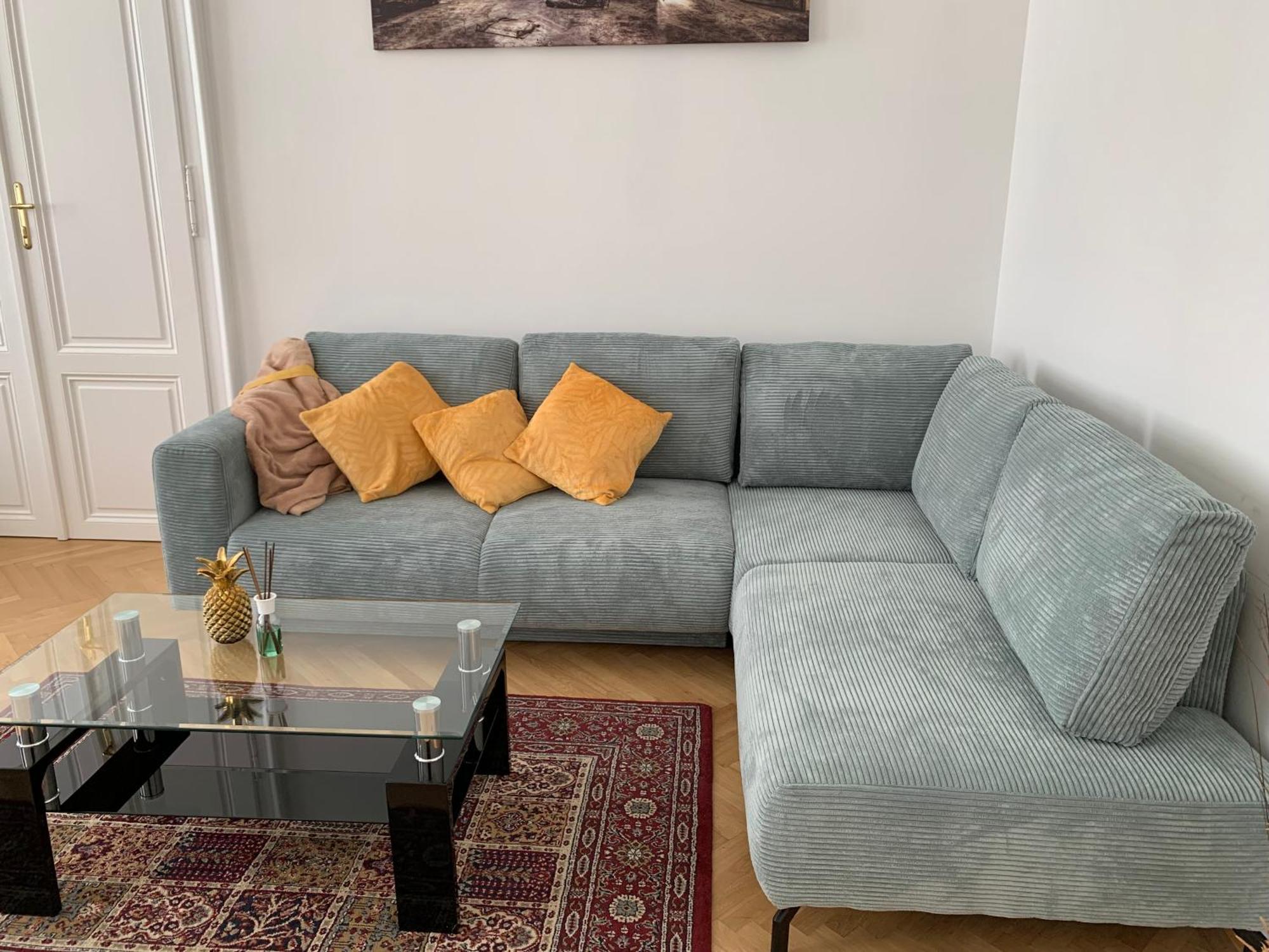 Apartments Opera Wina Bagian luar foto
